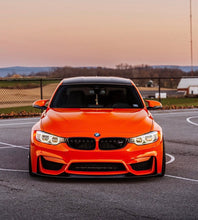 Load image into Gallery viewer, BMW F8x M3/M4 CS Style Carbon Fiber Front Lip
