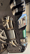 Load image into Gallery viewer, MAD BMW G90 M5 Axle-Back
