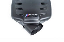 Load image into Gallery viewer, Eventuri BMW E9X M3 (S65) Black Carbon Inlet Plenum - Matte

