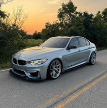 Load image into Gallery viewer, BMW F8x M3/M4 VR Style Carbon Fiber Front Lip
