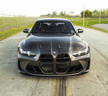 Load image into Gallery viewer, AutoTecknic Dry Carbon Avanzato Front Grille - G80 M3 | G82/ G83 M4
