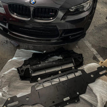 Load image into Gallery viewer, BMW E9X M3 MLT Engineering-Design Skid Plate  (2008-2013)
