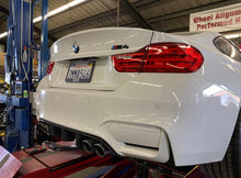 Load image into Gallery viewer, F8x M3/M4 Big Fin Performance Carbon Fiber Rear Diffuser
