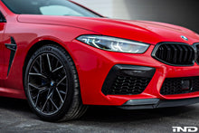 Load image into Gallery viewer, iND f92 m8 painted front reflector set 1 - iND Distribution
