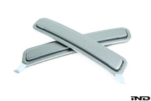 Load image into Gallery viewer, iND f97 x3m painted front reflector set - iND Distribution
