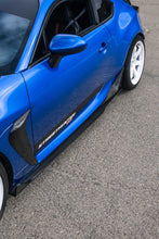 Load image into Gallery viewer, Street Hunter BRZ/GR86 Carbon Fiber Side Skirt Extension
