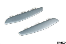 Load image into Gallery viewer, iND e60 m5 painted front reflector set - iND Distribution
