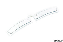 Load image into Gallery viewer, iND f30 3 series painted front reflector set - iND Distribution

