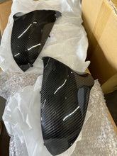 Load image into Gallery viewer, F8x BMW M2/M3/M4 Dry Carbon Fiber Mirror Caps
