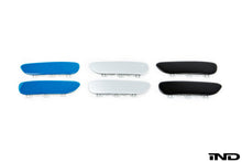 Load image into Gallery viewer, iND e46 m3 painted front reflector set - iND Distribution
