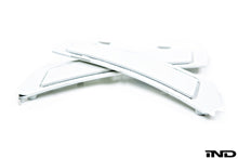 Load image into Gallery viewer, iND e70 x5 lci painted front reflector set - iND Distribution
