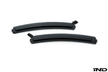 Load image into Gallery viewer, iND g12 7 series painted front reflector set - iND Distribution
