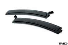 Load image into Gallery viewer, iND g12 7 series painted front reflector set - iND Distribution
