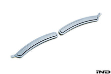 Load image into Gallery viewer, iND f87 m2 painted front reflector set - iND Distribution
