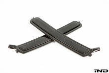 Load image into Gallery viewer, iND f90 m5 painted front reflector set - iND Distribution
