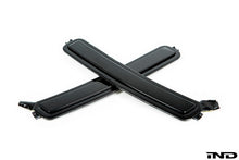 Load image into Gallery viewer, iND f90 m5 painted front reflector set - iND Distribution
