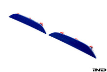 Load image into Gallery viewer, iND f90 m5 painted rear reflector set - iND Distribution
