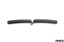 Load image into Gallery viewer, iND g02 x4 painted front reflector set - iND Distribution
