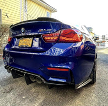 Load image into Gallery viewer, BMW F8x PSM Style Rear Carbon Fiber Diffuser (M3/M4)
