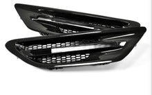 Load image into Gallery viewer, Autotecknic BMW F10 M5 Carbon Fiber Fender Vents

